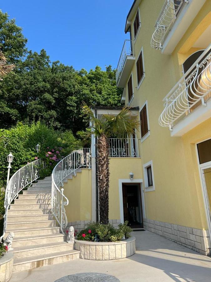 Villa Mona Lisa Lovran - Croatia Exteriör bild