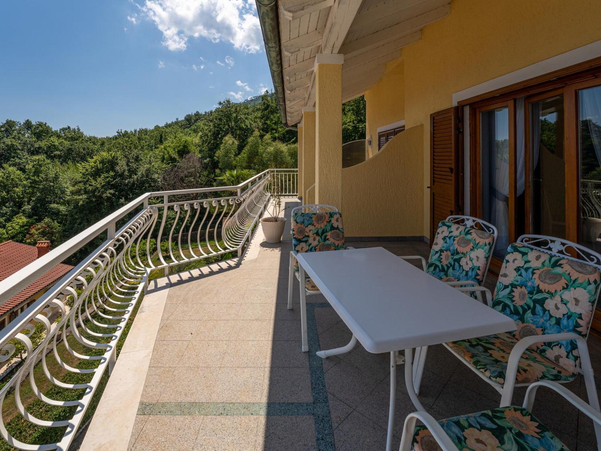 Villa Mona Lisa Lovran - Croatia Exteriör bild