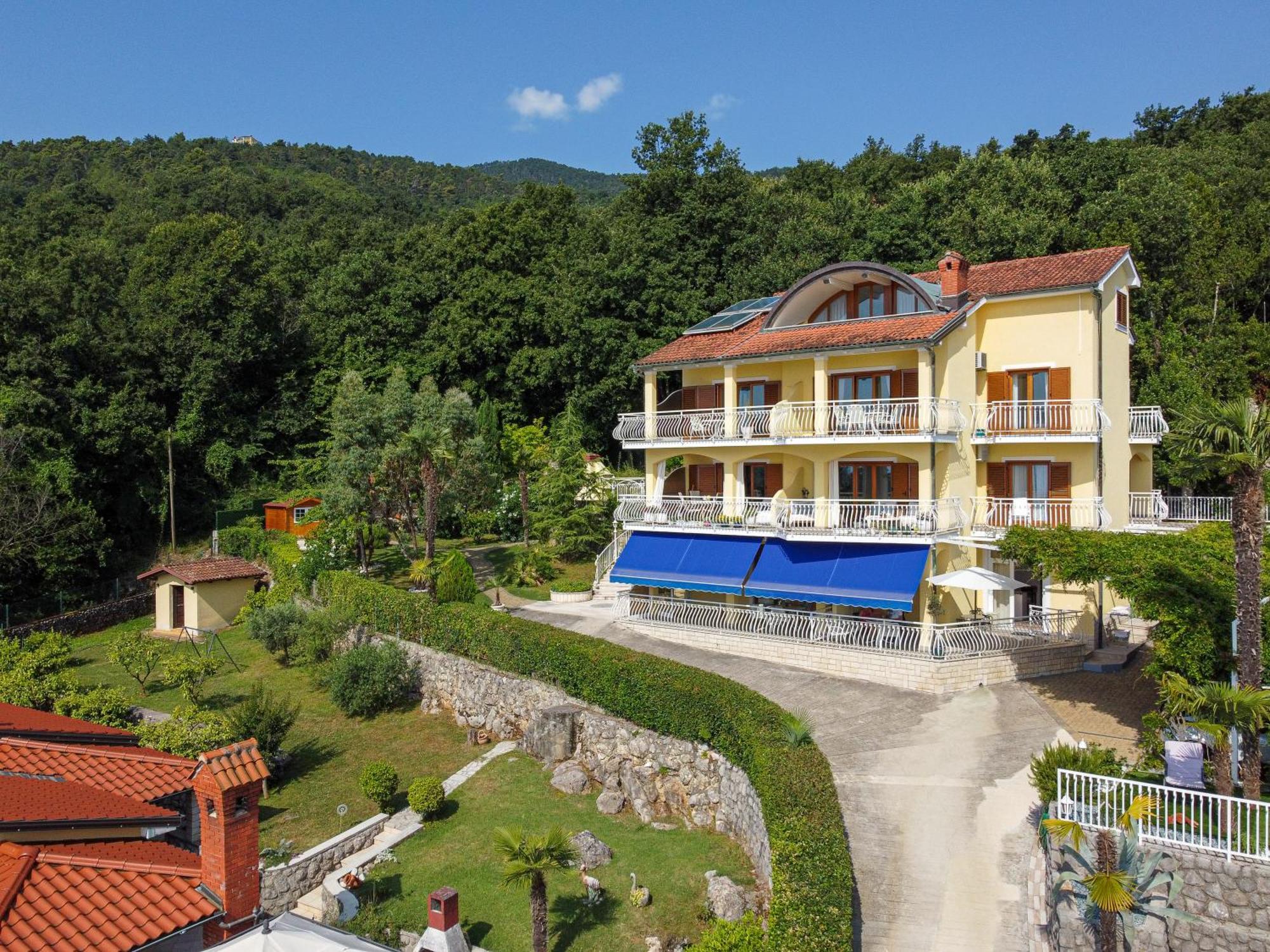 Villa Mona Lisa Lovran - Croatia Exteriör bild