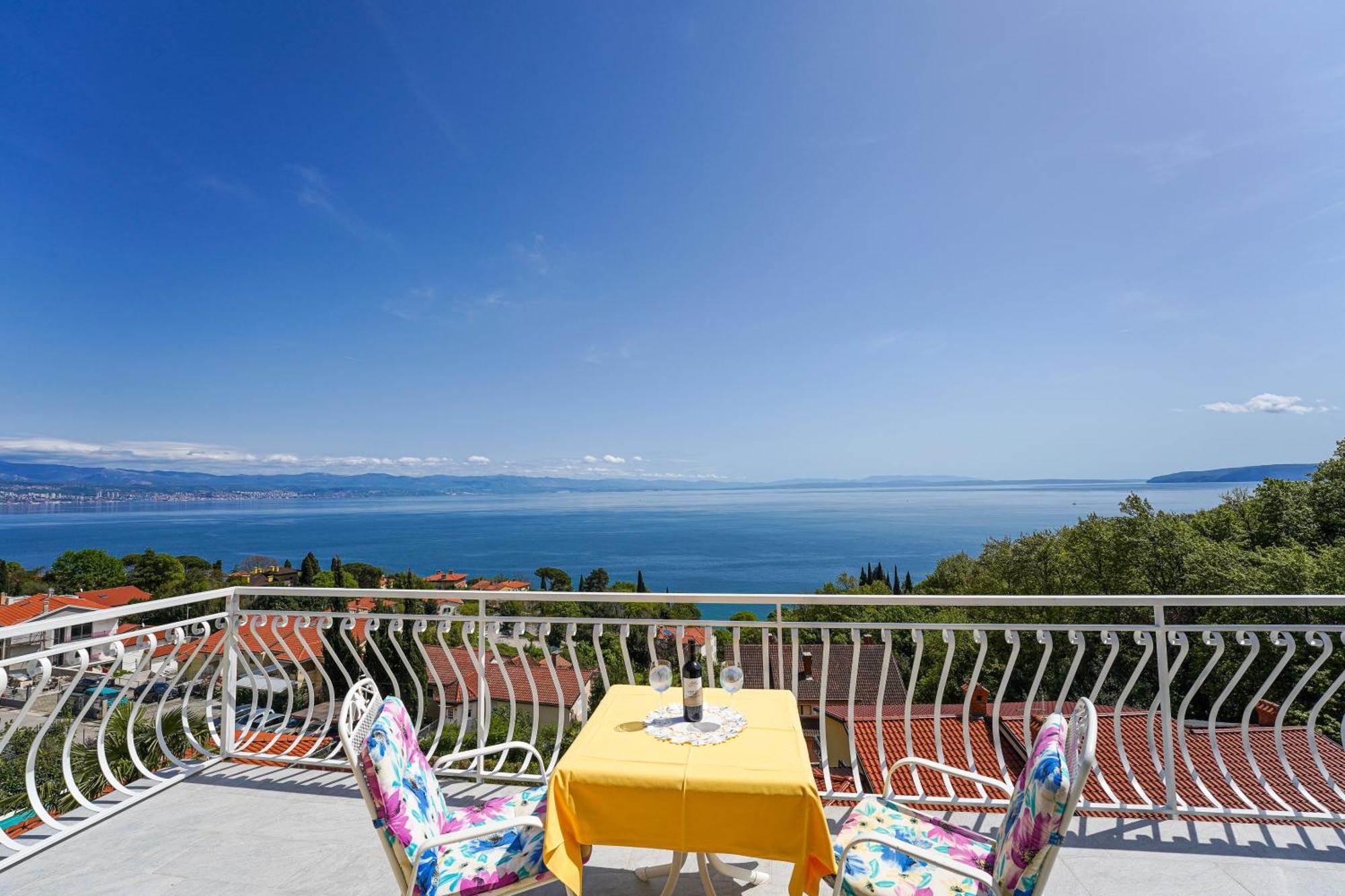 Villa Mona Lisa Lovran - Croatia Exteriör bild