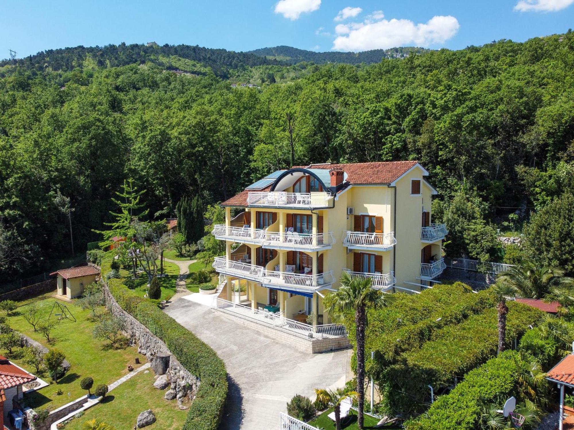 Villa Mona Lisa Lovran - Croatia Exteriör bild